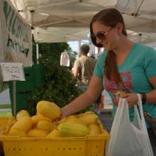 Elmhurst Farmer's Market