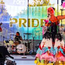 Sum Morz entertains at Pride Fest