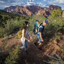 Family Hiking in Kolob Canyons