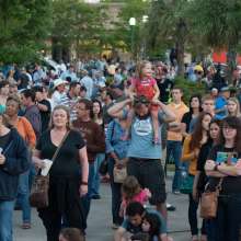 Downtown Alive! Crowd