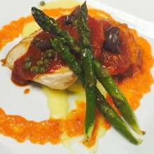 Nosh Restaurant and Wine Lounge
