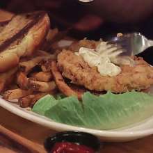 Finicky Frank's