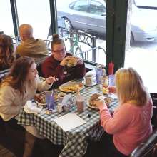 Lisa's Radial Café