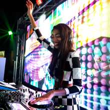 Female DJ at Hunters bar.