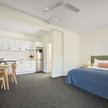 Baileys Parkside Motel