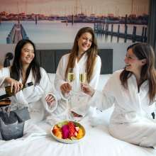 Novotel Girls in Room