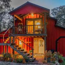 country charm b&b.jpg