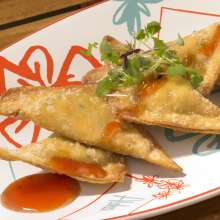 Duke's Crab & Macnut Wontons