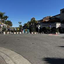 Main Street and Walnut Ave Intersection