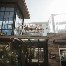 Paséa Tanner's Entrance