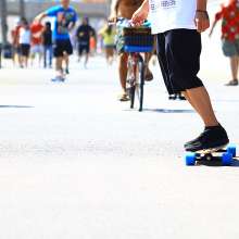 Skateboarding2