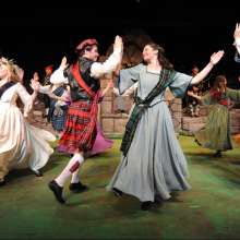 Dutch Apple Dinner Theatre