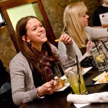 White Rose Bar & Grill