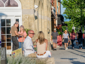 Sip & Stroll + Street Music