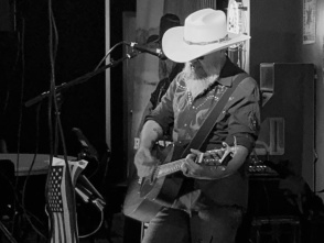 Live Music Series Every Friday!