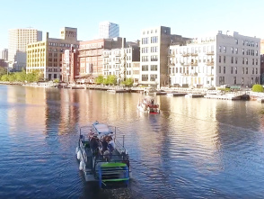 Milwaukee Paddle Tavern
