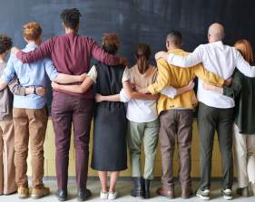 Making Seasonal Staffing Seamless:  How HR Support Can Help You Stay Focused on Business