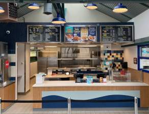 Ivar’s Seafood Bar: A Waterfront Classic
