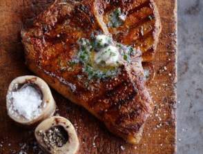 Cattlemen's-Steak-House-&-Saloon-Greeley-CO-T-Bone-Steak