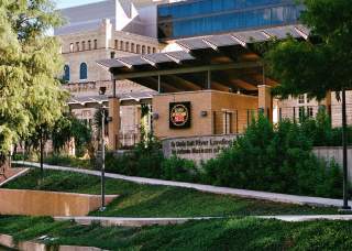 The Ultimate Guide to Must-See Cultural Gems Along the River Walk