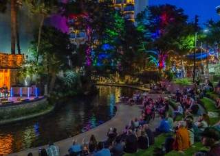 Dive into the Many Summer Activities Along the River Walk