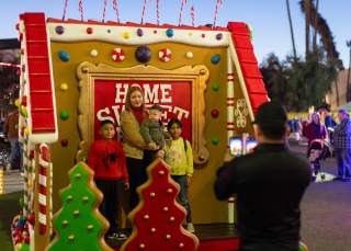 Tumbleweed Tree Lighting & Parade - Santa's House