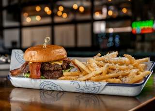 Burger Bliss: Where to Find the Best Burgers in Chandler, AZ