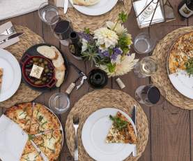 Ex Nihilo Vineyards Chaos Bistro patio dining 4