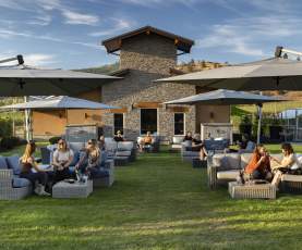 Intrigue Wines Seated Outdoor Wine Tasting 6