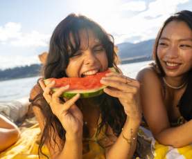 Friends_Eating_Watermelon_on_the_Beach_at_Kelowna_City_Park_by_Okanagan_Lake