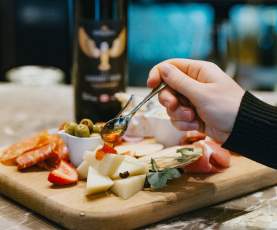 31 CHARKAY Charcuterie