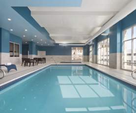 Hampton Inn & Suites Pool