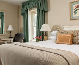 Linden Row Inn - Room