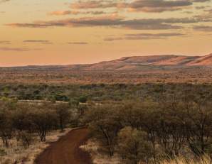 TWA Tom Price Road to Karijini