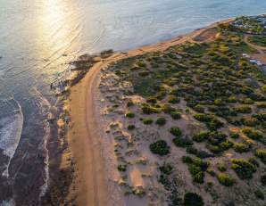 Sunrise Beach & Sunset Beach