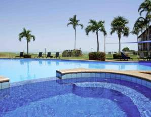 Moonlight Bay Suites