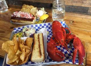 New England Lobster Market & Eatery