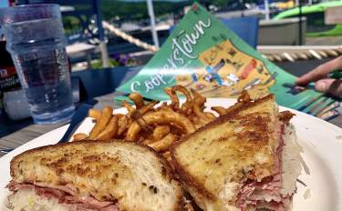Lake Front Restaurant & Bar
