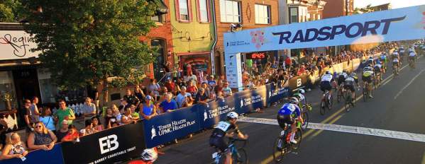 Radsport-Racers-on-Penn-Avenue
