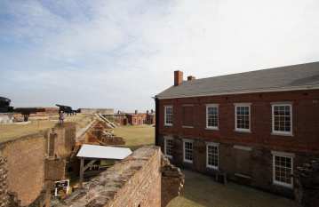 Fort Clinch State Park: Camping, glorious beach, history