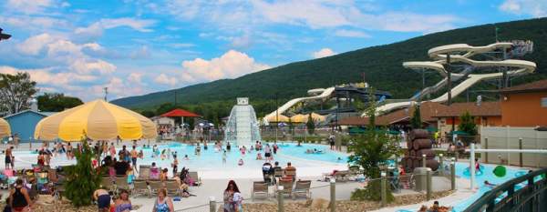 Water Park at DelGrosso's Amusement Park & Laguna Splash
