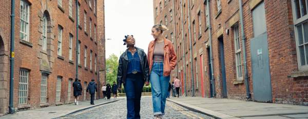 Top 10 Spots for a Warm and Cosy Hot Drink in Manchester