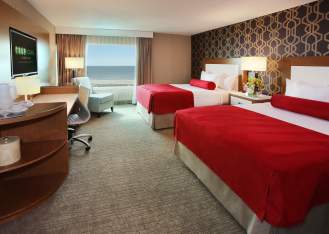 Golden Nugget_Hotel Room_02