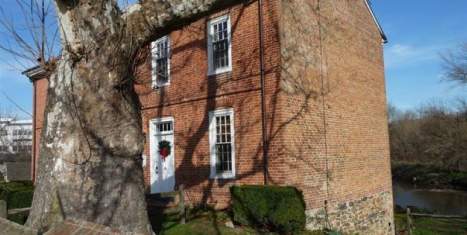 Hale-Byrnes House