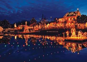 31 Must-See Holiday Experiences for Your Holiday Checklist