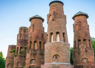 11 Hiking Trails to Abandoned Ruins in Pennsylvania