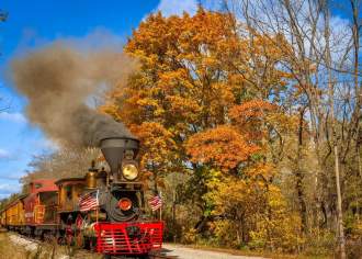 Fall Foliage Train Rides in PA
