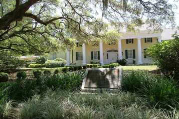 1194982128_vf_stephen_foster_museum_stephen_foster_folk_culture_center_state_park_white_springs_florida.jpg