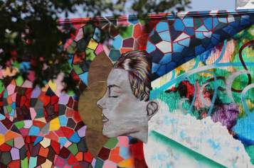 miami-art-experience-photo-face-mural.jpg