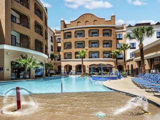 Exterior hotel pool with splash area